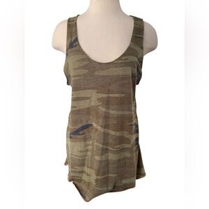 ALTERNATIVE EARTH Green Camouflage Racerback Cotton/Rayon Blend Tank Size LARGE